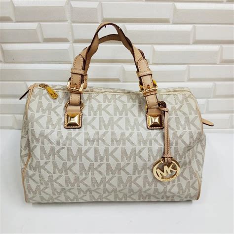 michael kors replica bags uk|michael kors uk outlet online.